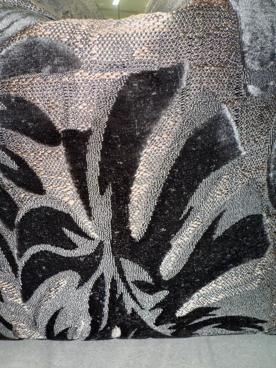 Monstera Leaf Velvet Throw Pillow
