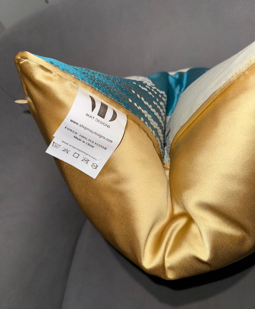 Geometric Pattern Throw Pillow