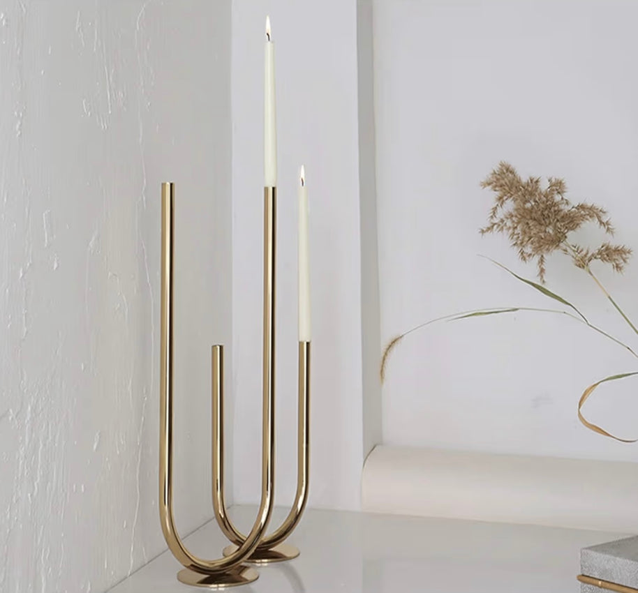 Gold Curve Timsa Candle Holder