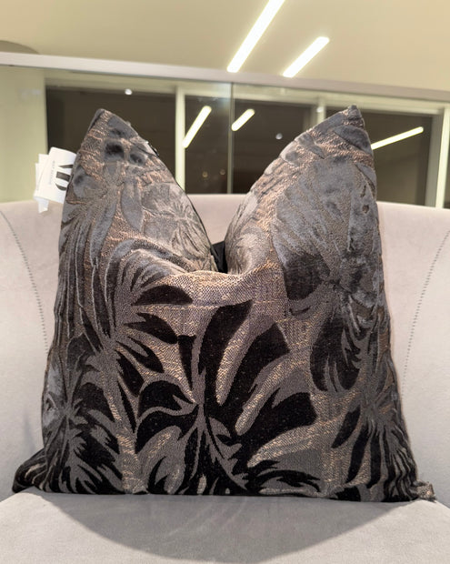 Monstera Leaf Velvet Throw Pillow