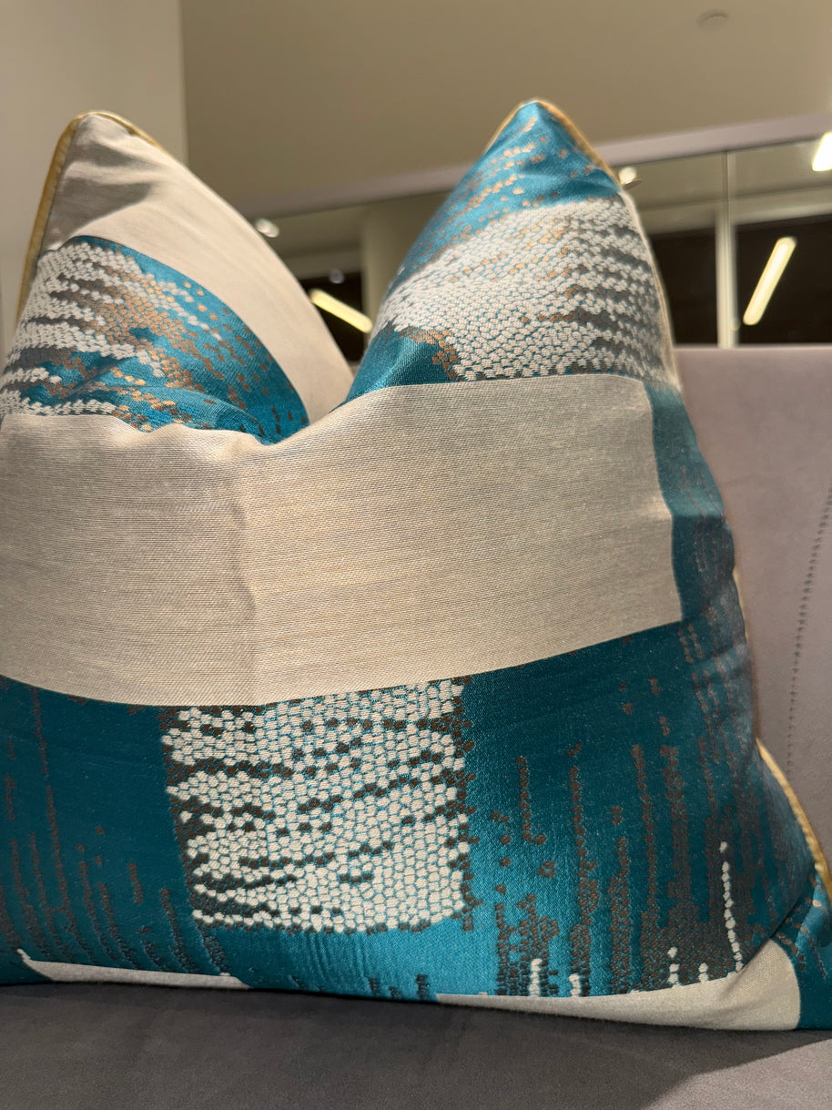 Geometric Pattern Throw Pillow