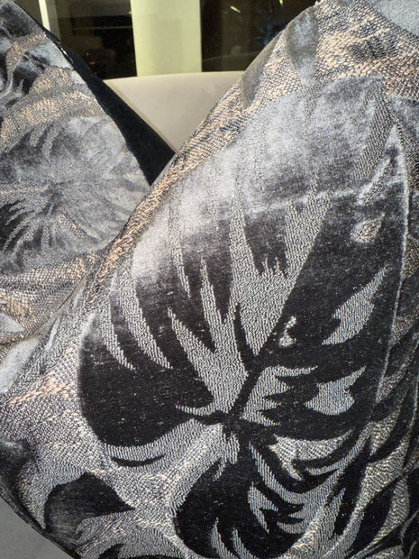 Monstera Leaf Velvet Throw Pillow