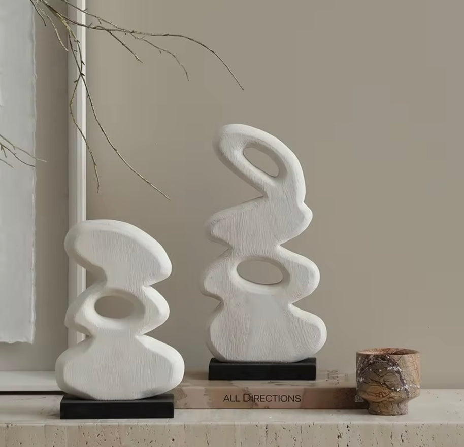 Pale Flow Ornament
