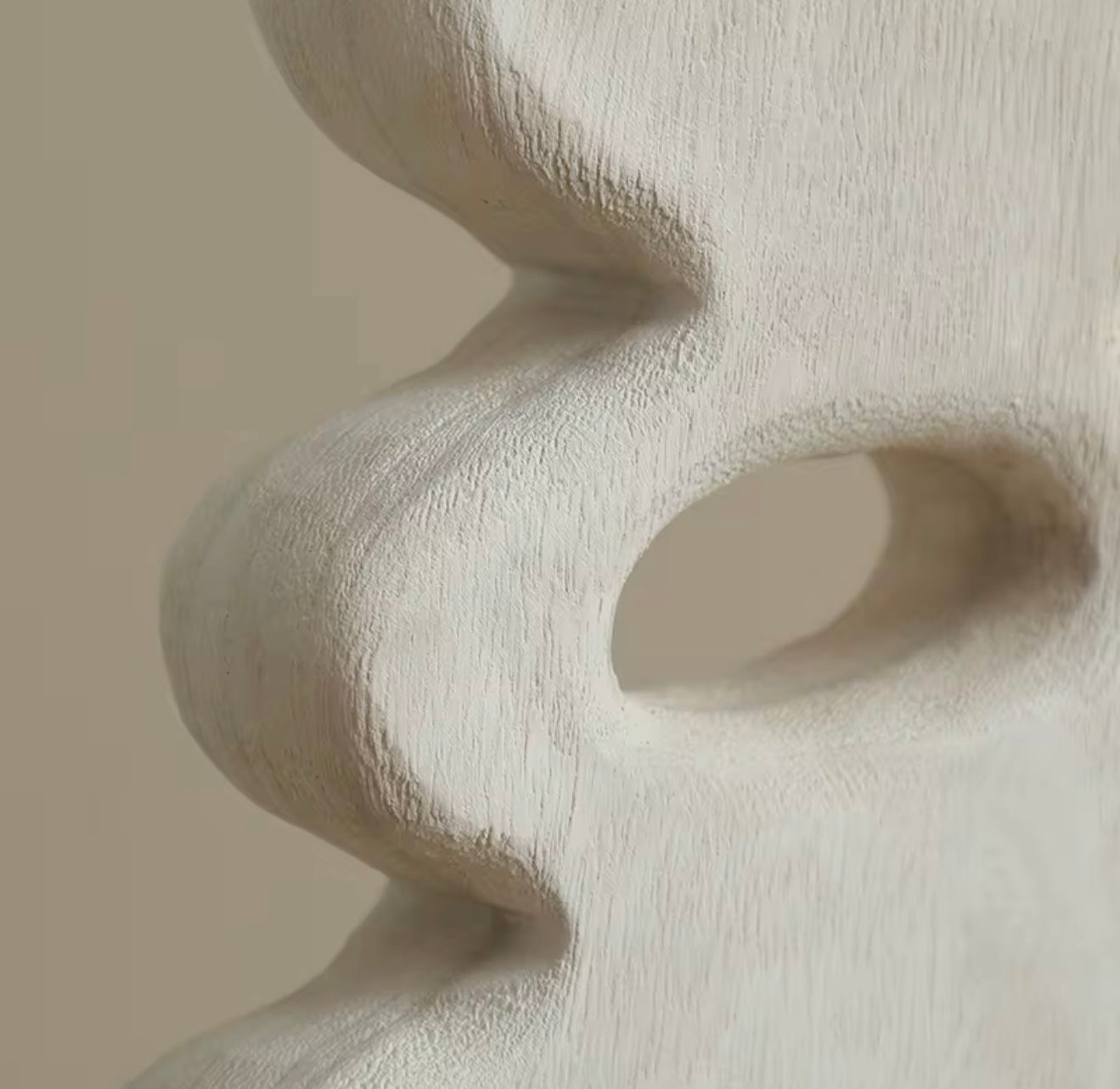 Pale Flow Ornament